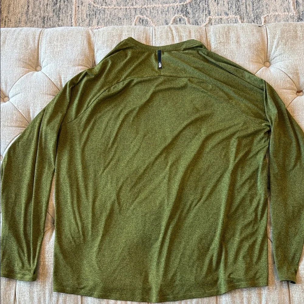 The North Face Men's Olive XXL Long Sleeve‎ Tee